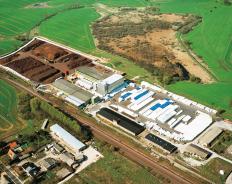 Blumenerden- &amp; Rindenwerk Bobitz